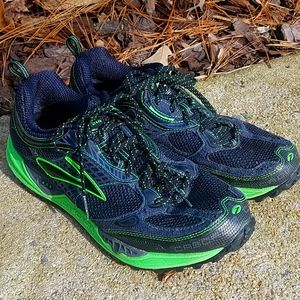 Brooks Cascadia Trail Running Shoes